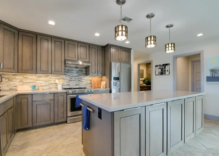 Holiday home Game Room! Luxury Group Getaway In