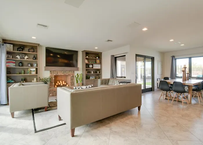 Game Room! Luxury Group Getaway In Holiday home Fountain Hills