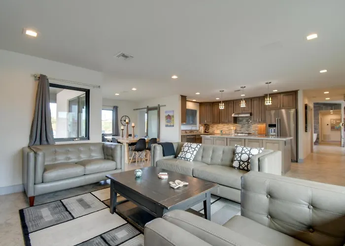 Game Room! Luxury Group Getaway In Holiday home Fountain Hills